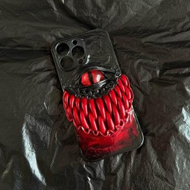 Imagem de Unitvbba Capa de telefone gótica 3D feita à mão com olho de monstro – Ajuste personalizado para todos os modelos de telefone – Presente exclusivo de Halloween para fãs de terror, cosplay, amantes de