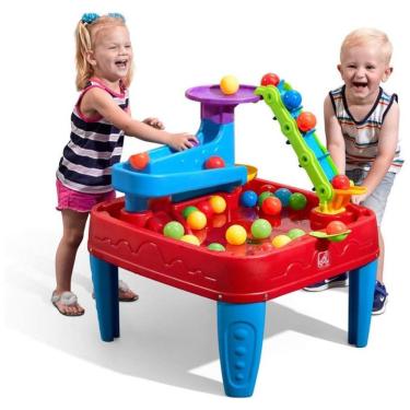 Imagem de Mesa Interativa Sensorial com Água e Bolinhas, Ideal para Crianças de 2 Anos ou Mais, Step2, Vermelha e Azul.