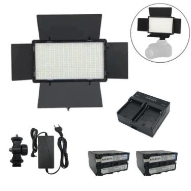 Imagem de Iluminador LED Painel U800+ 50w com Fonte Bivolt, 2 Baterias F970 + Ca