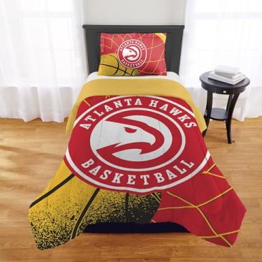 Imagem de NORTHWEST Conjunto de edredom Atlanta Hawks oficialmente licenciado pela NBA – Casal/Queen e Twin/Twin GG – Roupa de cama macia com logotipo do time e fronhas – Conjunto de quarto de fã de basquete