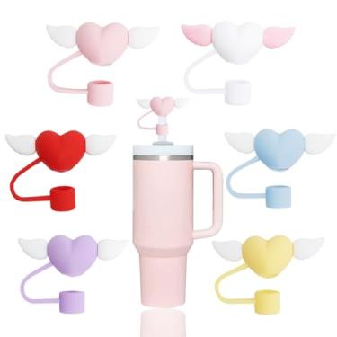 Imagem de YAYAYOUNG Capas de canudo Love Wings compatíveis com copos Stanley de 30 e 1,134 g, reutilizáveis e fofos protetores de tampas de canudos de silicone para acessórios de copos Stanleys de 10 mm (6