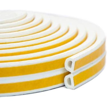 Imagem de Fita de espuma autoadesiva anticlima para janela de porta excluidor de rascunho à prova de som para vedação de lacuna, total de 20 metros de comprimento, branco