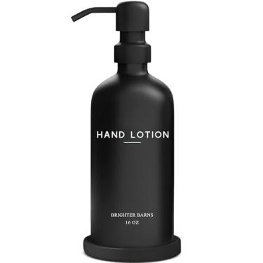 Imagem de Dispensador de loção de vidro preto com bomba da Brighter Barns - Dispensador de loção para as mãos, conjunto e bandeja de banheiro - decoração moderna de banheiro em Airbnb, propriedades de aluguel