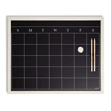 Imagem de U Brands Conjunto de calendário de lousa com moldura branca lavada, material de escritório, com ímã, lápis de giz 40,64 cm x 50,8 cm, 4 peças