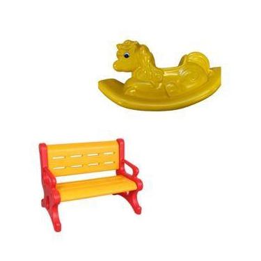 Imagem de Playground com Banco Plástico e Unicórnio  Diversão Garantida para Cri
