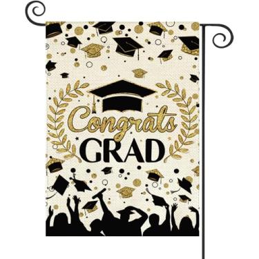 Imagem de Baccessor Graduação Congrats Bandeira de jardim serapilheira dupla face Diploma Cap Class Of 2025 Congrats Grad Ceremony High School College Sign Small Flag Yard Outdoor Decoration 12,5x18 polegadas