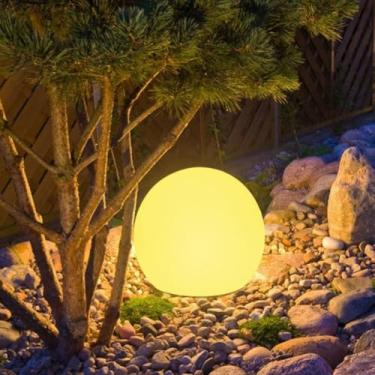 Imagem de Globo de luz solar de 20,32 cm, à prova d'água, para jardim, lâmpada de esfera brilhante com mudança de cor RGB regulável com controle remoto, lâmpada de humor com estaca de chão para decoração de