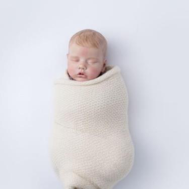 Imagem de Lindo Bebê Reborn Recém Nascido Carequinha + Enxoval - Mundo Azul e Ro