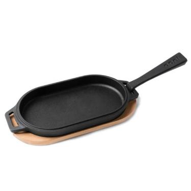 Imagem de Chapa De Ferro Fundido Ooni Sizzler Com Base De Madeira