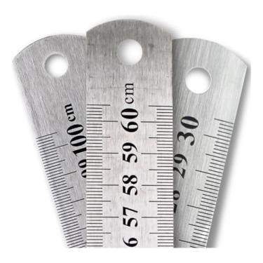 Imagem de 3 Réguas Aço Inox 30 Cm 60 Cm 100 Cm Projetista Profissional – Artesanato e Costura Criativa Oferece Medição Exata Em Cortes Retos E Traçados, Garantindo Resultados Profissionais Em Cada Projeto
