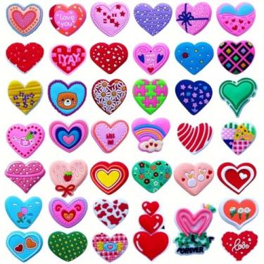 Imagem de 38 peças sortidas em forma de coração adornos de sapatos, conjunto de decorações de tênis DIY durável para lembrancinhas de festa do dia dos namorados, ideal para troca de presentes
