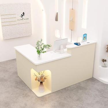 Imagem de Mesa de balcão de recepção moderna, mesa de balcão de recepção em forma de L com gavetas e prateleiras de armazenamento, recepção de madeira para recepção, balcão de varejo para salão de beleza e