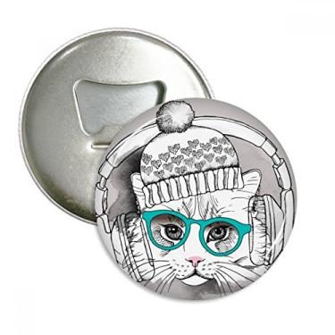 Imagem de Fone de ouvido chapéu de lã branco proteção de gato abridor de garrafa ímã de geladeira emblema multifuncional