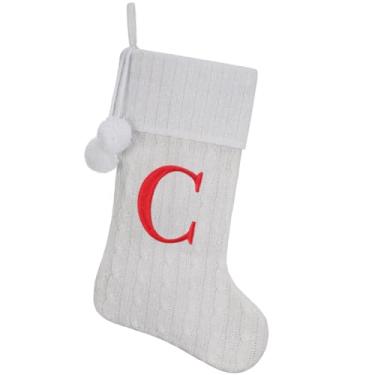 Imagem de Pxniy Meia de Natal personalizada de 48 cm - malha branca com monograma bordado e pompons, cabide de lareira familiar para decoração de férias, letra C branca