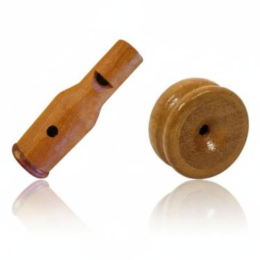 Imagem de O Par Perfeito: Apito De Marreca E Apito Profissional Jaó