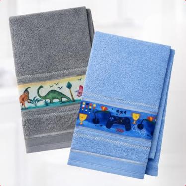 Imagem de KIT 2 Toalhas de Banho Infantil Felpuda Para Criança Com Faixa Decorada (Menino - Azul Game e Platina Dinossauro)