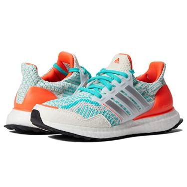 Imagem de adidas Girl's Ultraboost 5.0 (Big Kid) Chalk White/Silver Metallic/Mint Rush 6 Big Kid M
