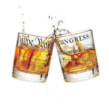 Imagem de Greenline Goods Copos de uísque – Constituição dos Estados Unidos + Copo Declaração (conjunto de 2) - Copos de 290 ml - Conjunto de Presente Patriótico Americano dos EUA - Copos de coquetel Old