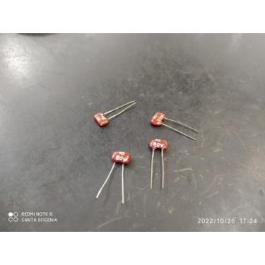 Imagem de 1x Capacitor Mica Prata 1pf/50v Tolerancia 0,5pf Cm0 Icl