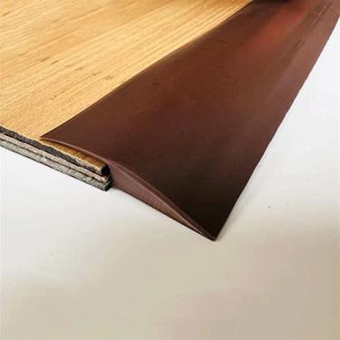 Imagem de GQQGSHOP Tira de transição de piso de 16,4 pés autoadesiva para carpete e acabamento de borda de piso Acabamento de carpete de PVC adequado para transições de limite com altura de 0,15 ~ 0,23