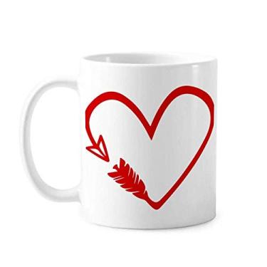 Imagem de Caneca de cerâmica com ilustração de coração e flecha vermelha de design de cerâmica xícara de porcelana de café louça