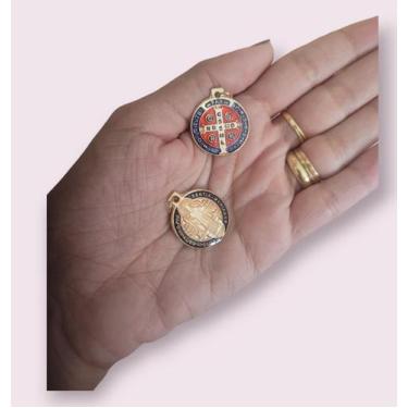 Imagem de Kit 24 Medalhas De São Bento Dourada Resinada 2 Cm - caf