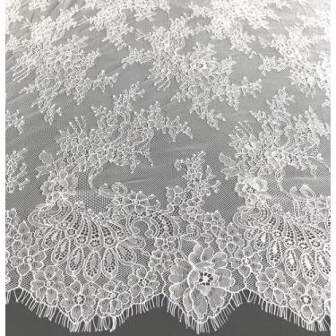 Imagem de Tecido Renda Chantilly Fina 1 Metro Por 1,50 Metros de Largura - Fiori