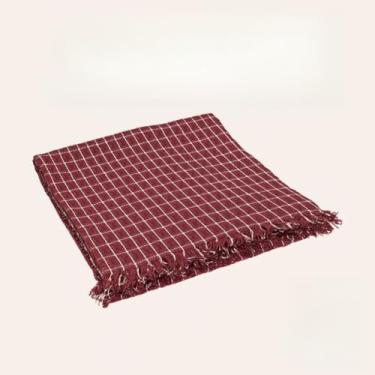 Imagem de Manta Artesanal de Algodão com Franjas – Cobertor Decorativo para Sofá e Cama, Leve e Confortável (Vinho Xadrez)