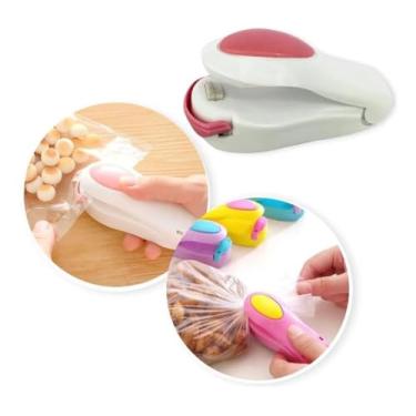 Imagem de Mini Seladora Portátil para Embalagens Plásticas, Branco e Rosa, Fechamento Rápido, Alimentação por Pilhas AA, com Imã, 10cm x 5cm
