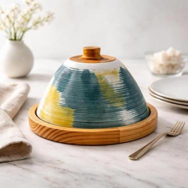 Imagem de Mini Queijeira Colorida Porta Doces Cloche Cerâmica Madeira - Luggari