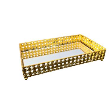Imagem de Bandeja Retangular Metal Fundo Espelhado 25cm X 15cm X 9cm para Decoração com Veludo Dourado Braswu