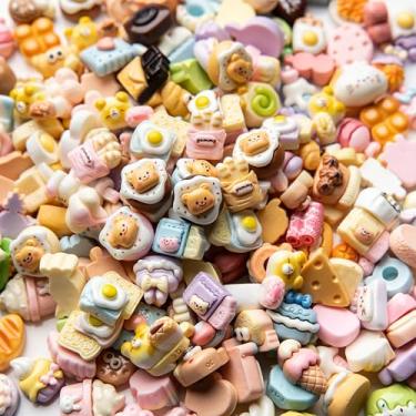 Imagem de LEEXINLUU - Conjunto de 30 mini pingentes de geleca - pingentes macios com tema alimentar para geleca, pingentes de resina (5 designs fixos + cores aleatórias) - Decoração DIY multiuso