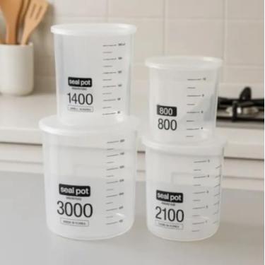 Imagem de Conjunto de Potes Plásticos Graduados para Cozinha, Transparentes, 4 Peças, Capacidades 800-3000ml, com Tampa Hermética