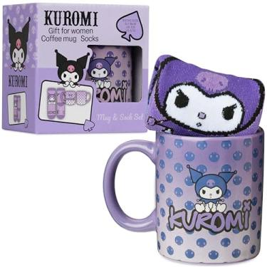 Imagem de Get Trend Hello Kitty Sanrio Caneca e Meias Conjunto de Presente para Adolescentes Mulheres, 340 ml/326.0 g Xícara de Café e Meias Tripulação, Kawaii Kuromi Presentes de Enchimento para Ela (Kuromi