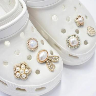 Imagem de Kit 6 Pins Luxo Dourado com Strass e Pérolas para Babuche - Genérico