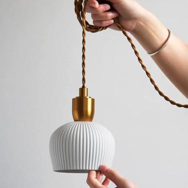 Imagem de Luminárias de decoração de cerâmica vintage para mesa de jantar Iluminação pendente de latão para lâmpada de ilha de cozinha Luzes suspensas de altura ajustável para lâmpada de cabeceira Luz