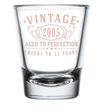 Imagem de Vintage 2005 Rose Gold Printed 1pk Shot Glass 50 ml - Presentes de feliz aniversário de 21 anos para mulheres e homens, Cheers to 21 Years, Turning 21 lembrancinhas de festa, decoração de aniversário