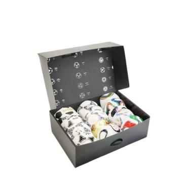 Imagem de adidas Conjunto histórico de mini e bola de clube da Copa do Mundo - Réplicas das últimas 15 bolas da Copa do Mundo da FIFA (5, conjunto histórico de bola de clube)