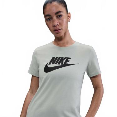 Imagem de Camiseta Nike Sportswear Essentials Feminina-Feminino