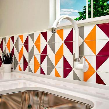 Imagem de Torneira Blukit De Parede Confort 1/4 De Volta Branca