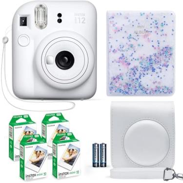 Imagem de Câmera instantânea Fujifilm Instax Mini 12 branca (clay white), pacote de papel fotográfico (40 folhas) e acessórios da Shutter com estojo de transporte e álbum de fotos decorado com 64 compartimentos