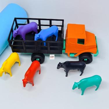 Imagem de Caminhão trator com animais 6 bois Plastico caminhões estilo trator Brinqueado Infantil...