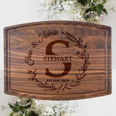 Imagem de Tábua de corte de madeira gravada Silveroy Customized Love - Marca Pró