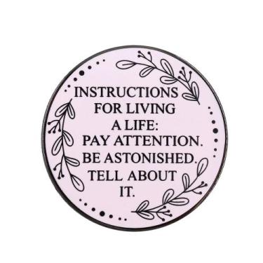 Imagem de Citação inspiradora do broche Mary Oliver 3x3cm Alloy - yiweisai