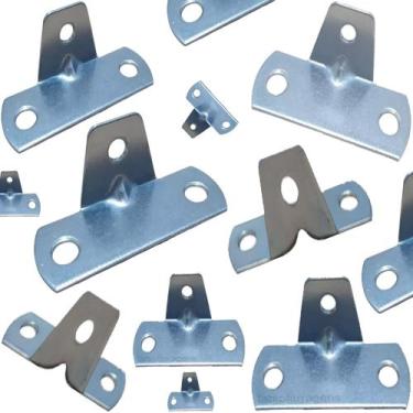 Imagem de Kit C/ 100 Peças - Cantoneira Para Moveis 3 Furos Zincada - Fabio Ferr