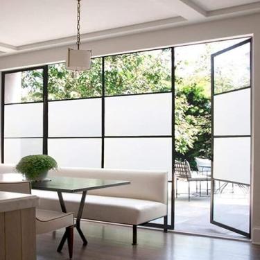 Imagem de Adesivo Branco Brilho Semi Blackout Vidro Janela Lavável 6m x 70cm