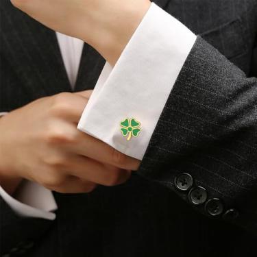 Imagem de Abotoaduras de trevo de quatro folhas e brincos de camisa para homens e mulheres abotoaduras de trevo verde serve para o dia do casamento de negócios, ocasião formal, acessórios de boa sorte, conjunto