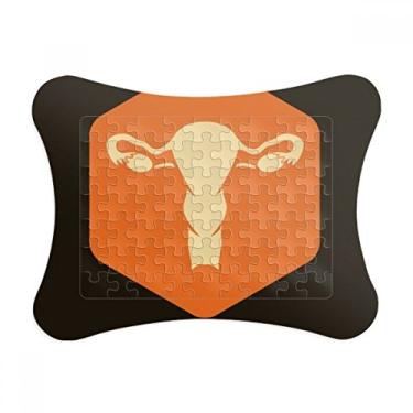 Imagem de Ornamento de quebra-cabeça de útero com órgãos internos corporais, moldura de quebra-cabeça