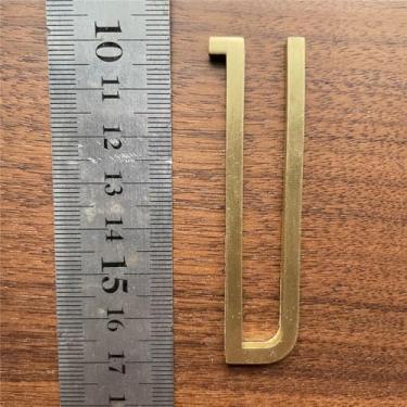 Imagem de Letras inglesas autoadesivas de latão sólido de 7 cm para decoração de parede, números de casas de metal, números de caixa de correio, placas de endereço, números, ferragens (letra V)