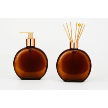 Imagem de Luxo Aromático Kit de Aromatizador de Ambiente com Vareta e Dispenser, Frasco Âmbar 500ml, Difusor com Pérola Decorativa, Base em Vidro com válvulas Rose-Gold.